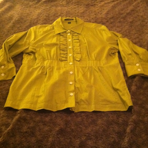 Ladies Banana Republic shirt size large