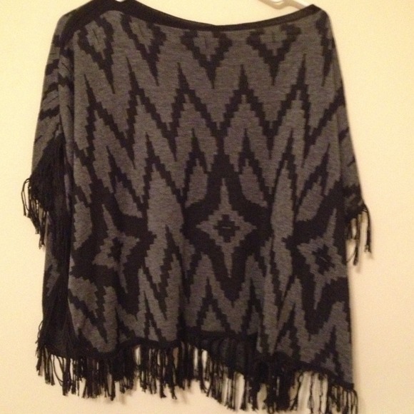💢SOLD💢Poncho/headband/ring