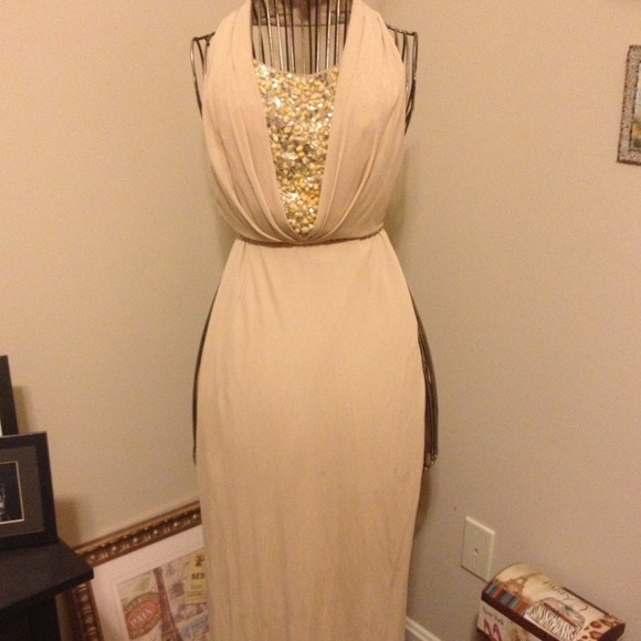 Mango neck halter gown