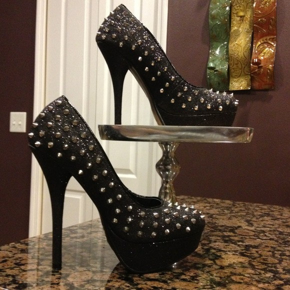 speed limit  Shoes - RESERVED!  Black Night Spike Pumps