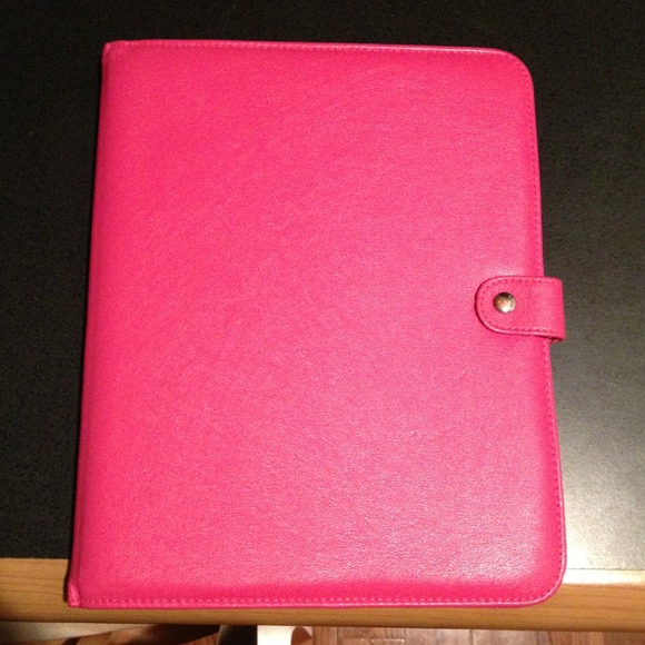 Traded. ❤❤Pink iPad case
