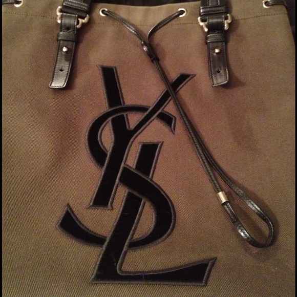 Yves Saint Laurent Tote - Picture 1 of 4