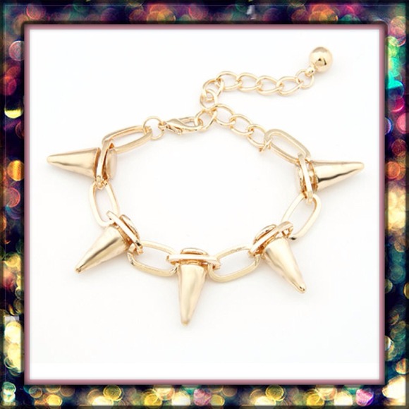 Jewelry - Gold Spike Chain Bracelet