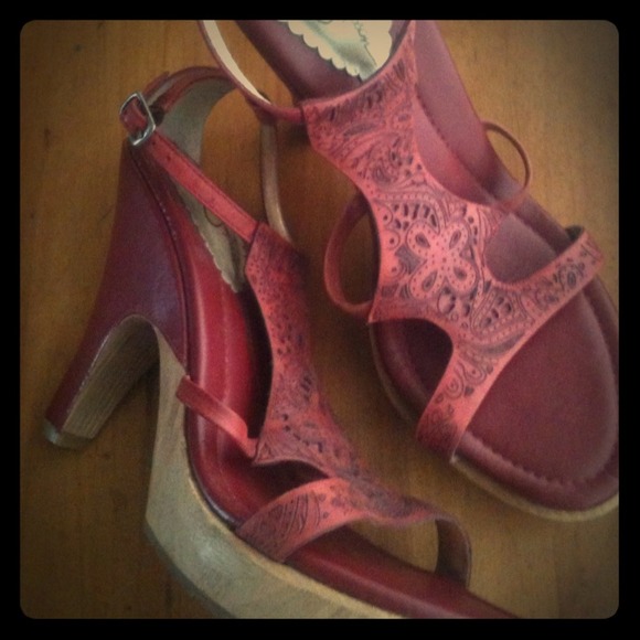 Jessica Simpson Heels