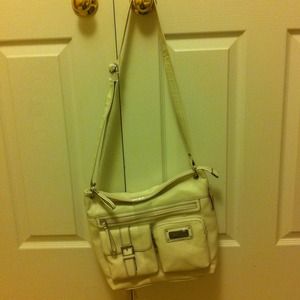 White leather RELIC handbag