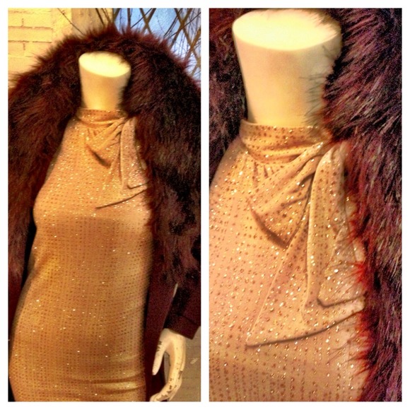 Fur collar trim coat - Picture 1 of 2
