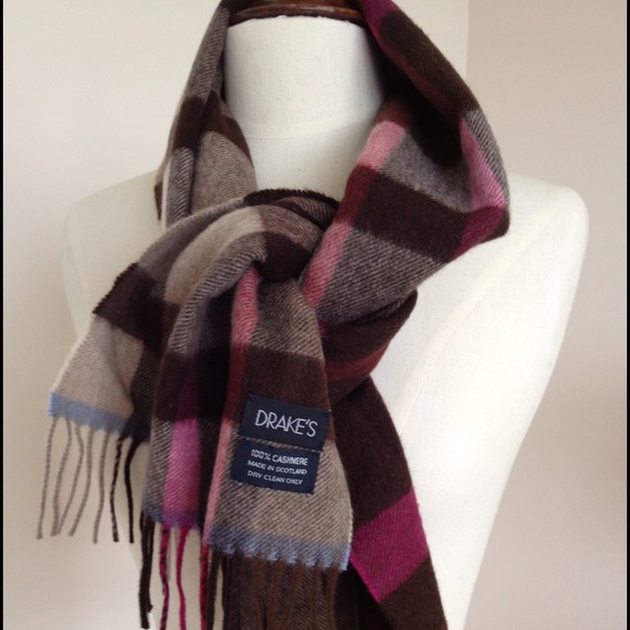 Drake's 100%cashmere Made in Scotland
