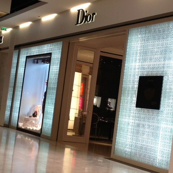 In Paris... - Picture 3 of 4