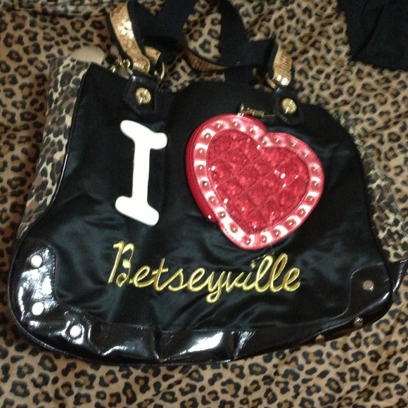Betsy Johnson Bag!!