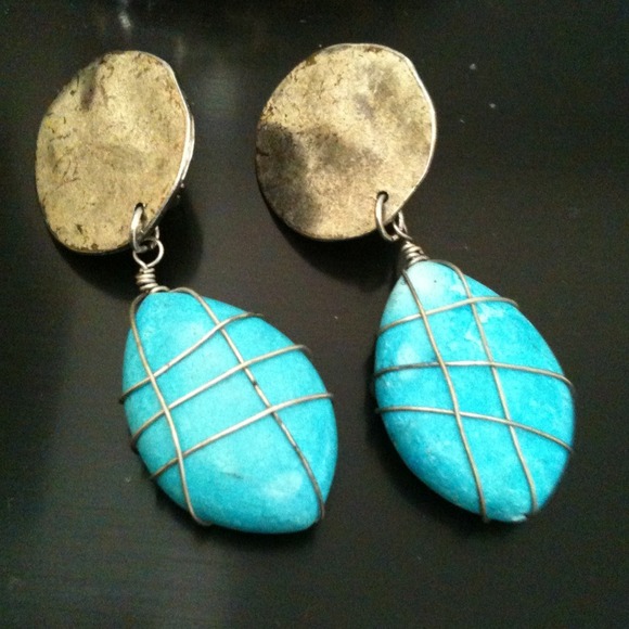 ✅Reduced⤴Turquoise bracelet and earring set - Picture 3 of 3