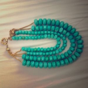 Banana Republic turquoise layered necklace