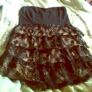 Tube top, lace dress