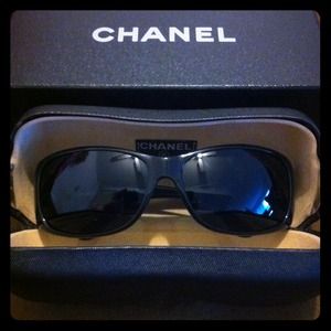 CHANEL sunglasses