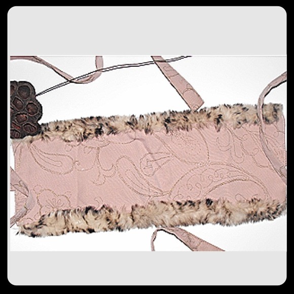 SOLD TO @seapony9k Vintage Fur & Gold Belt