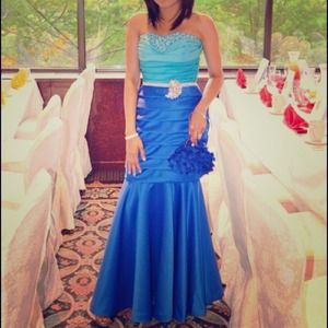 Night gown wore once