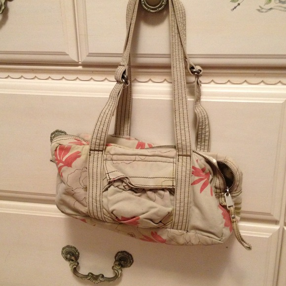 Cute American Eagle bag.