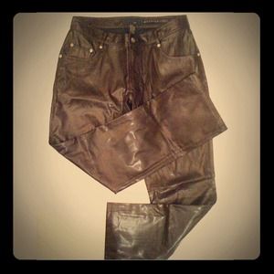 🌸RESERVE FOR @auntieooVintage Leatherette Jean 