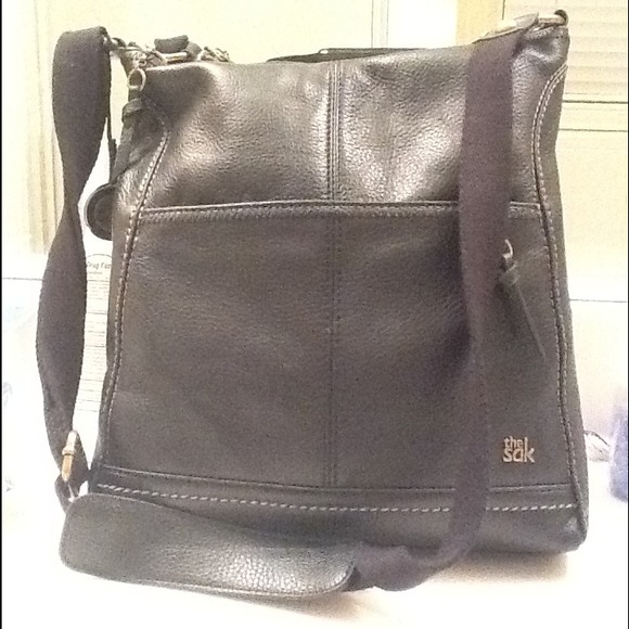 Reserve!!New!!THE SAK Black Cross-body Purse