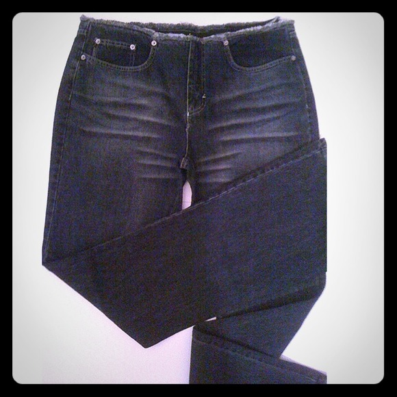 NW Vintage Frayed Waist Jean By Iceberg Jean