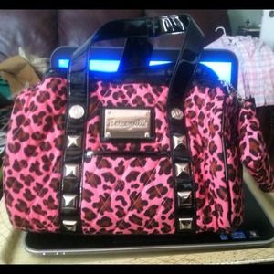 Bestyville purse