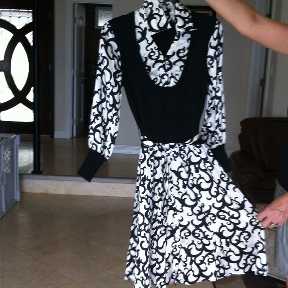 Bebe dress