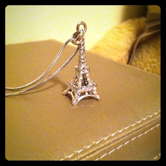 Tiffany & Co Replica Eiffel Tower pendant necklace