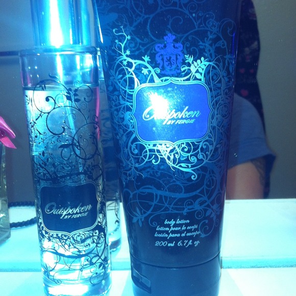 Perfume n lotion set still a lot