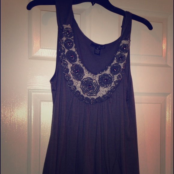 ♻Traded♻Purple Embellished Top