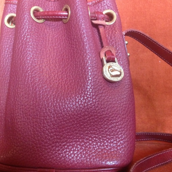 **Reduced** Vintage Dooney & Bourke Drawstring @@ - Picture 2 of 3
