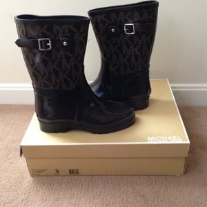 ***TRADE*** Michael Kors Rain Boots Sz 8