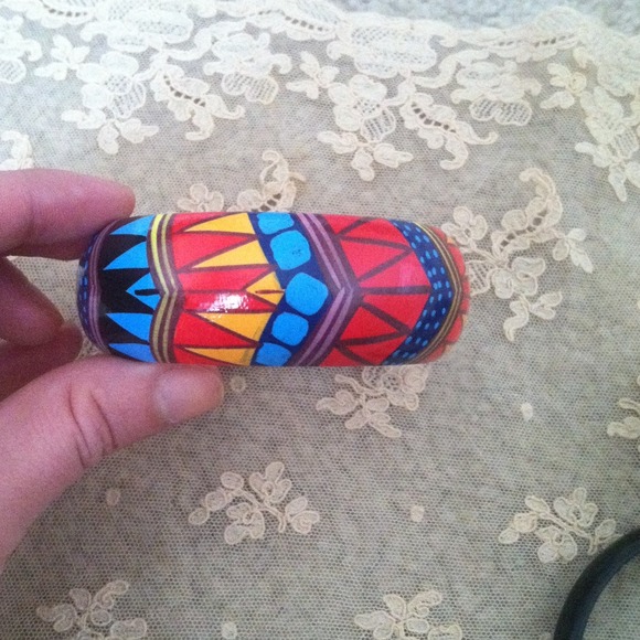 4 Bangles - Picture 4 of 4