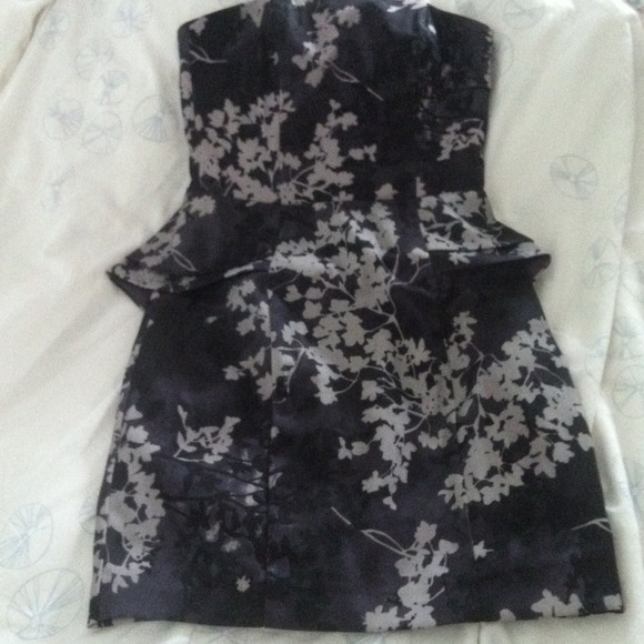 💰bundle only💰Formal Floral Peplum Dress - Picture 2 of 4
