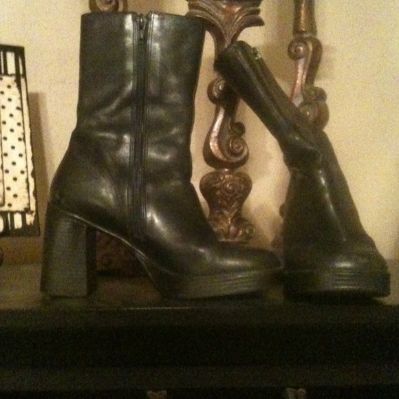 Black boots