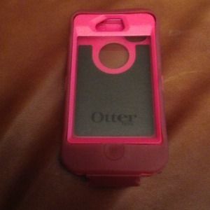 Newish Otter Defender Series for iPhone 4/4s