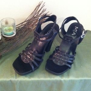 ✂REDUCED✂ Mia Heel