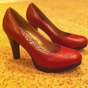 REDUCED...Candies size 6