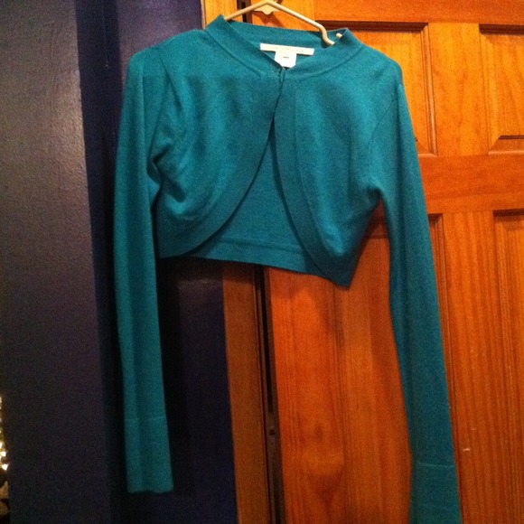 ***HOLD*** DVF shrug/sweater 100% cashmere