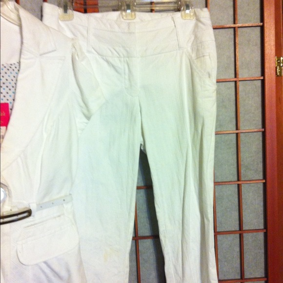 Size M & 7 white jacket and pants.Great condition! - Picture 3 of 4