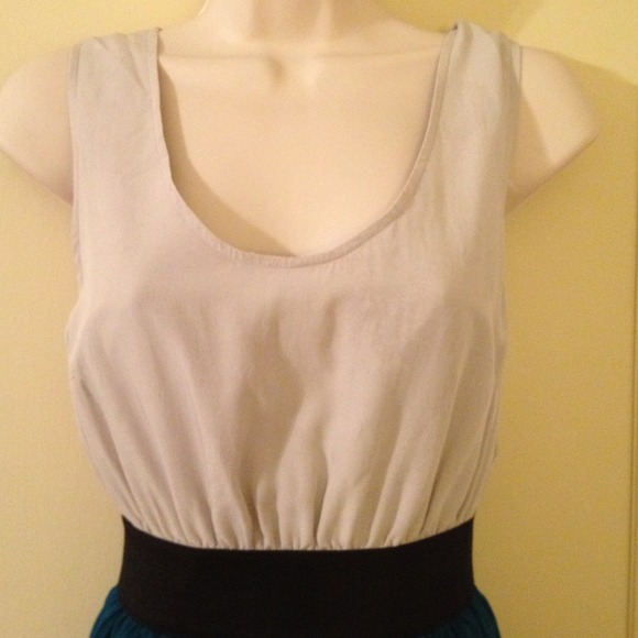 😄Sz med color block tiered slip on dress - Picture 2 of 4