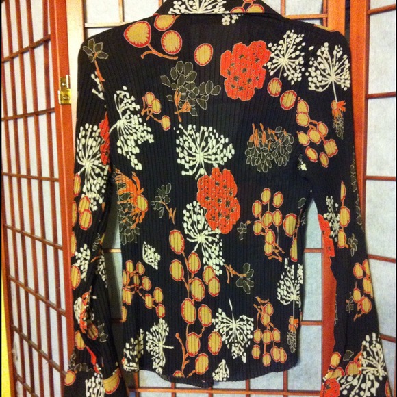 Retro Vintage shirt. LN size S Great condition! - Picture 4 of 4