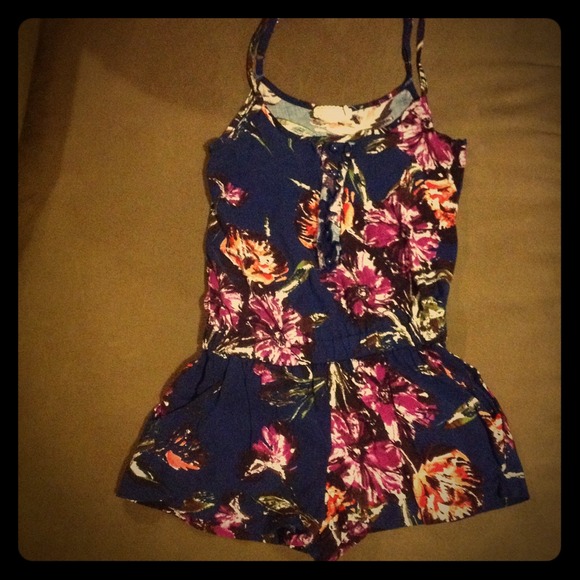 Pins & Needles Other - Pins and Needles ROMPER xs