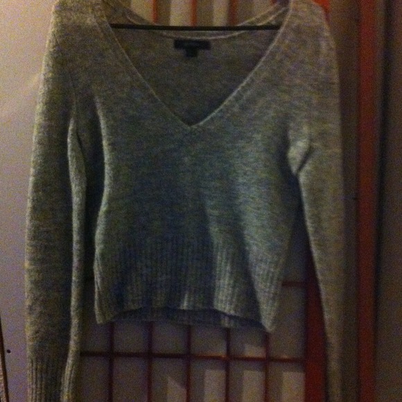 Express Sweater. - Picture 4 of 4