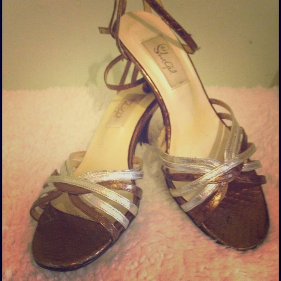 Shoe girl