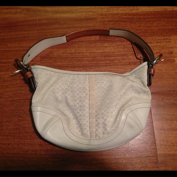Authentic Coach Signature Pouch
