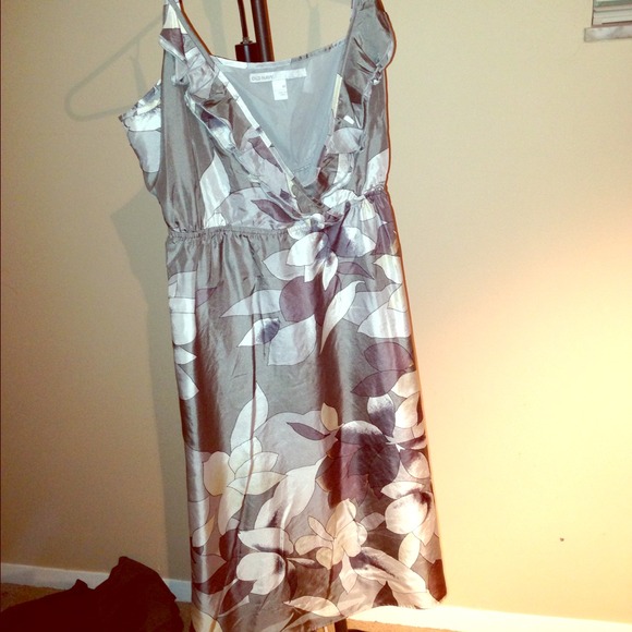 Adorable romantic dress for date night or whenever