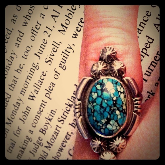 Handmade in Arizona Jewelry - ❇ Turquoise and Sterling Silver Ring from AZ
