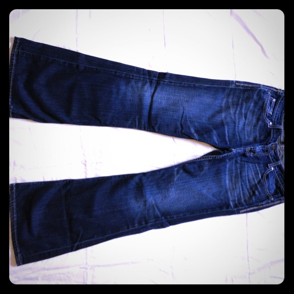 BKE denim jeans. Sabrina fit with some stretch.