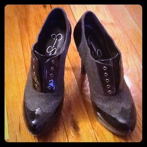 [ new ] Jessica Simpson lace up pumps