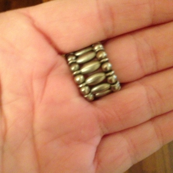 New star ring - Picture 2 of 3