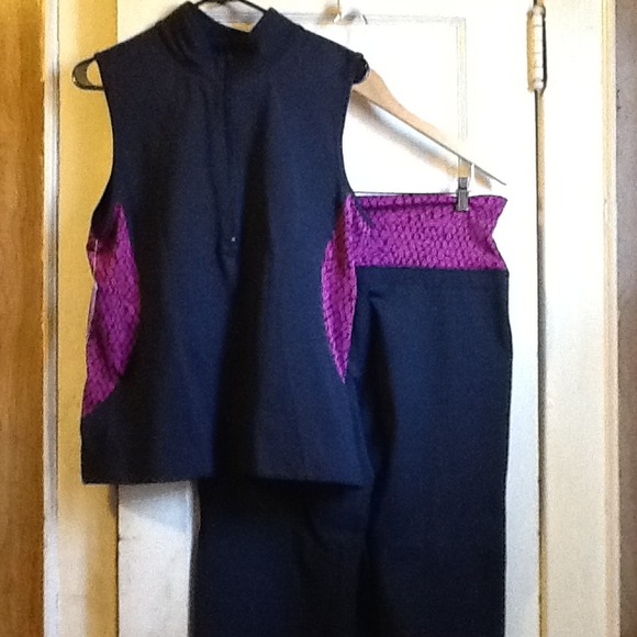 Reserves Pasia1,.New York and Company capris XL